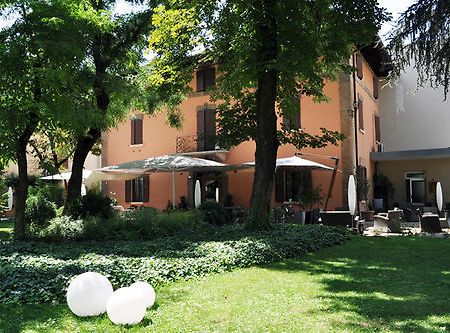 Hotel Due Pini Formigine Exterior photo